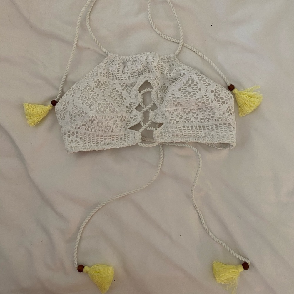 Victoria’s Secret bikini top